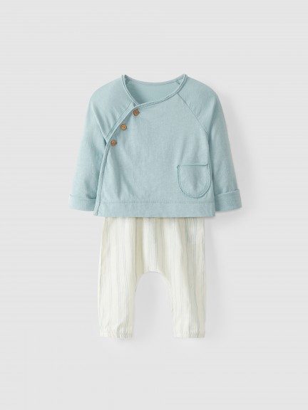 Crossover sweater and pants set Crossover sweater and pants set