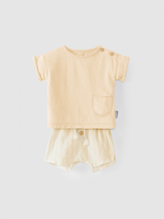 Striped shorts and T-shirt set Striped shorts and T-shirt set