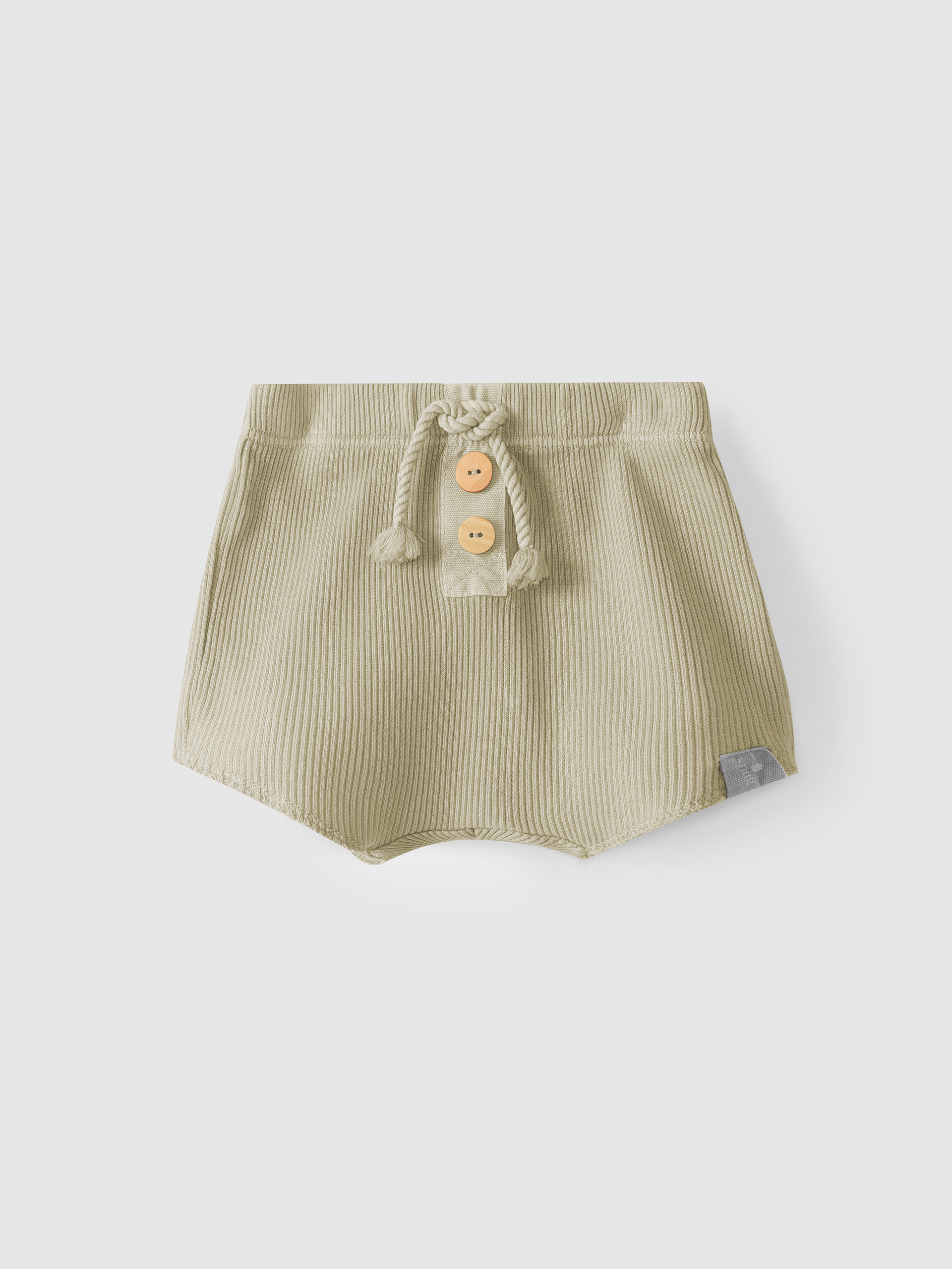 Conjunto dos pantalones cortos de algodón acanalado