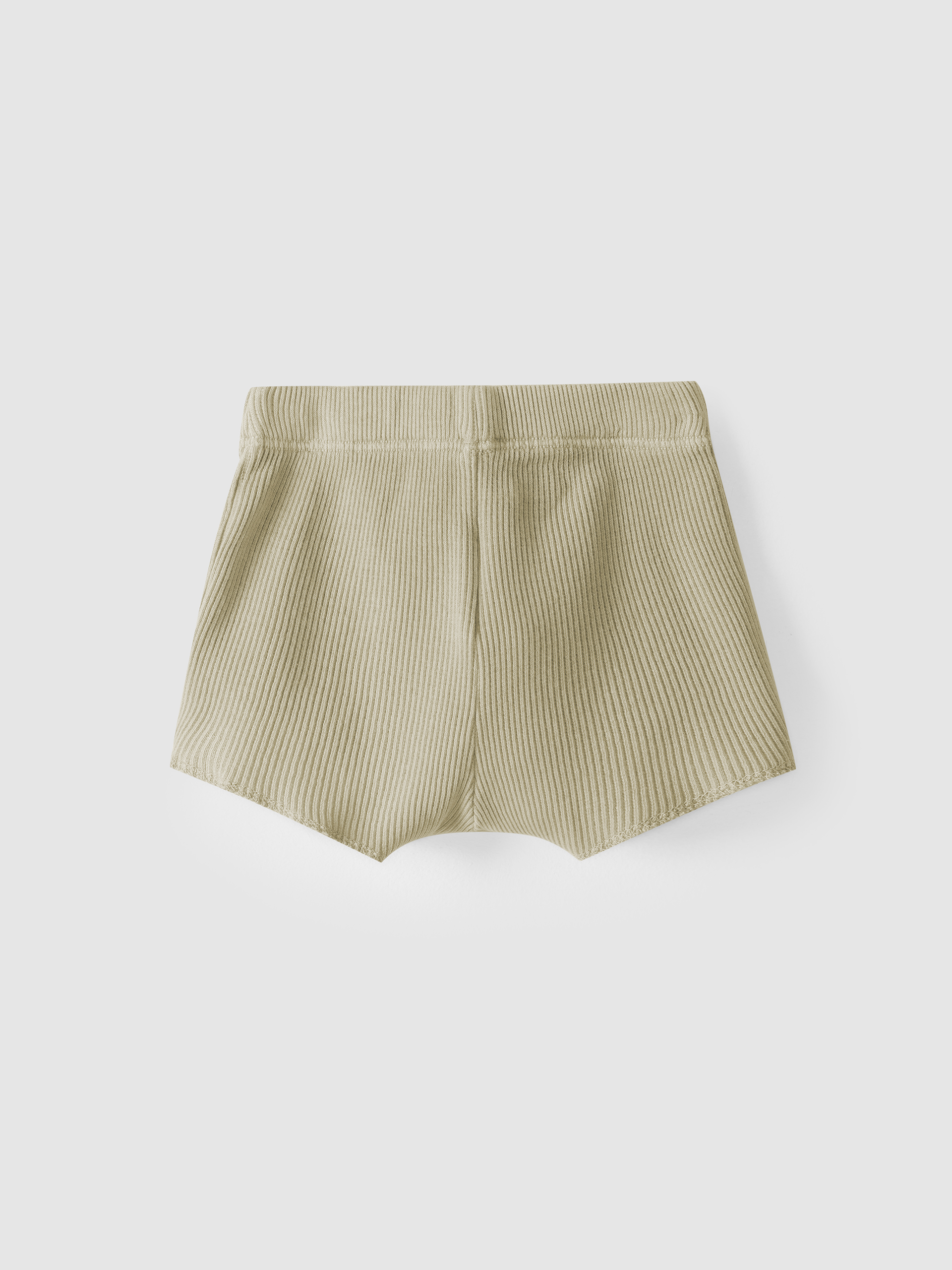 Conjunto dos pantalones cortos de algodón acanalado