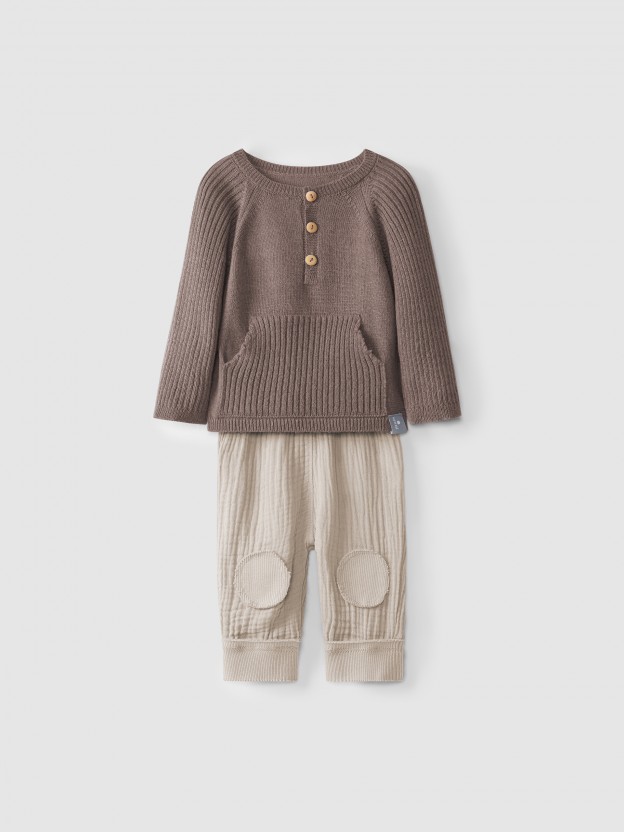 Conjunto de jersey de cachemir / merino y pantal�n