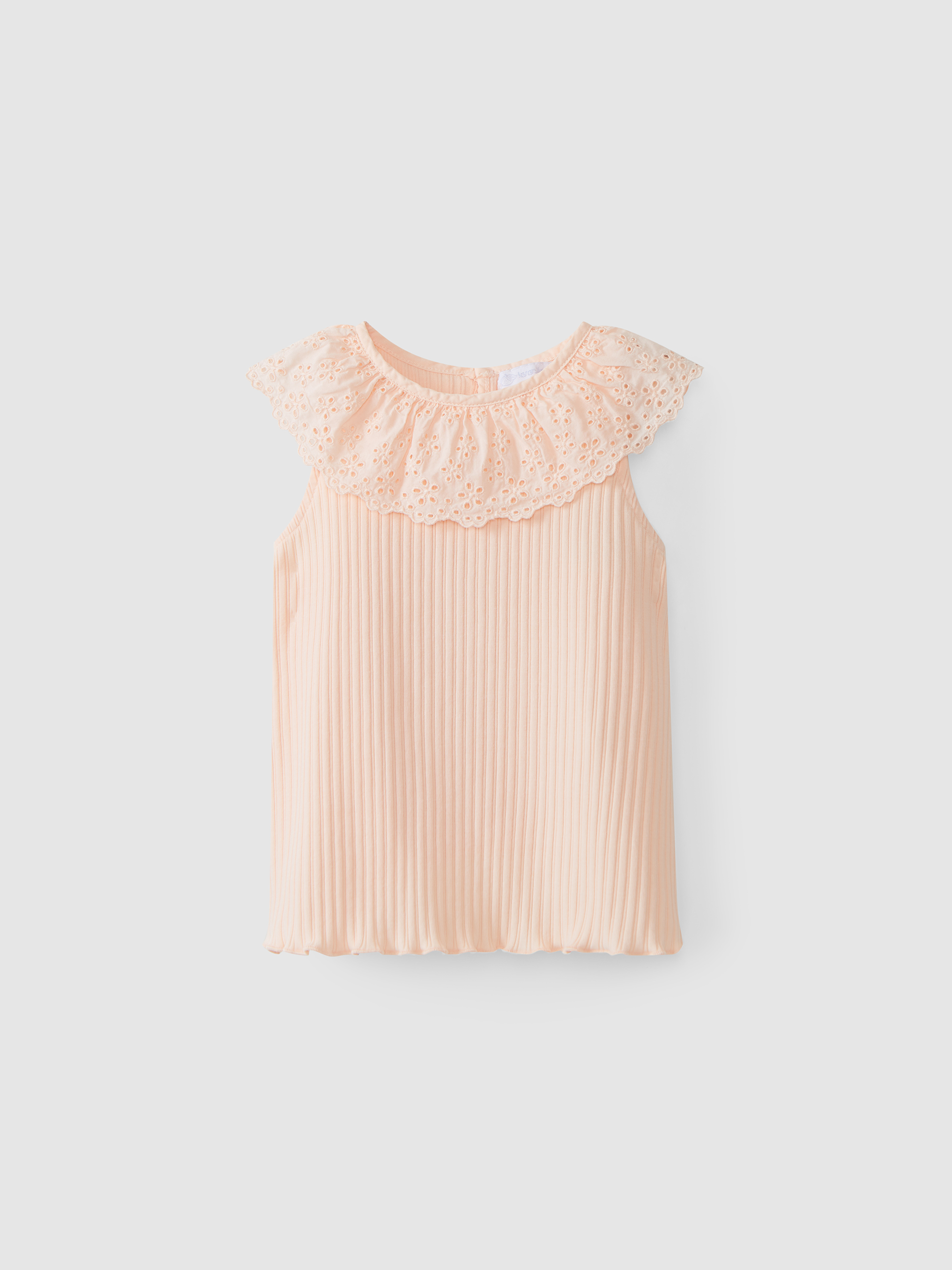 Embroidered ruffled collar T-shirt