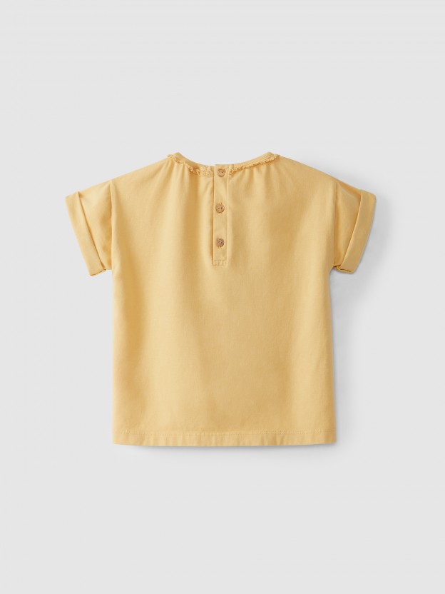 T-shirt with ruffled detail
