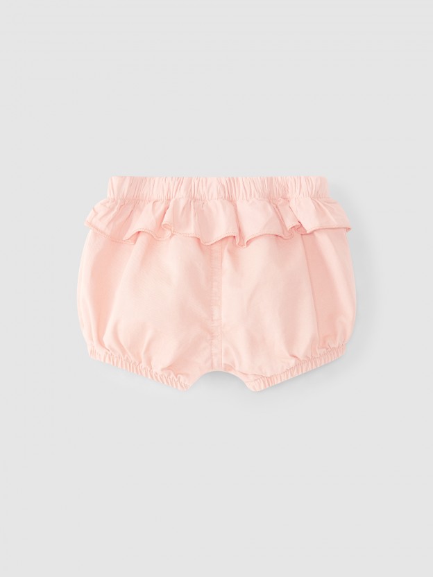Shorts with ruffle