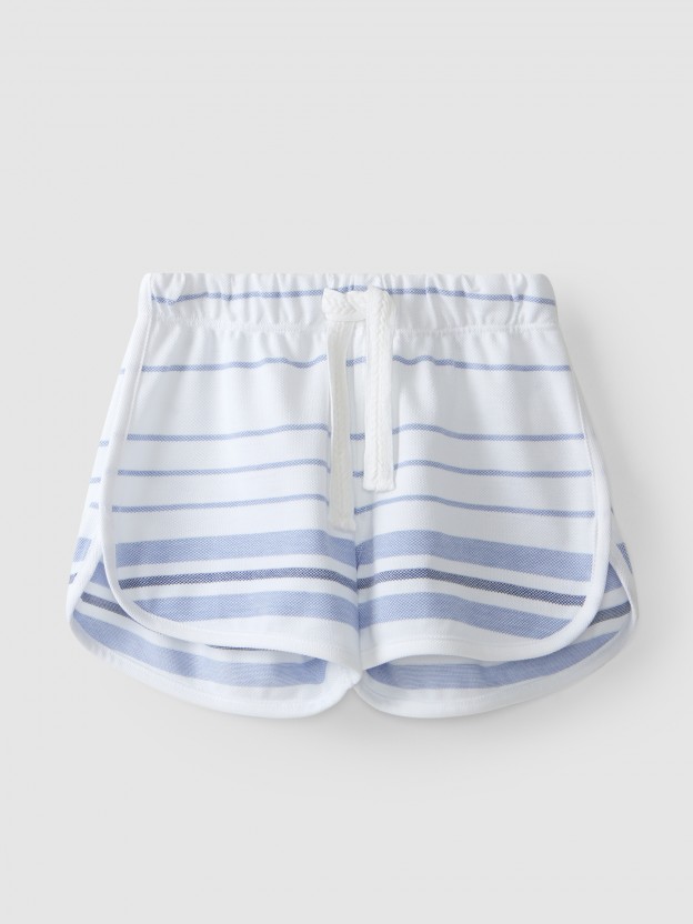 Pantalón corto de piqué a rayas Pantalón corto de piqué a rayas