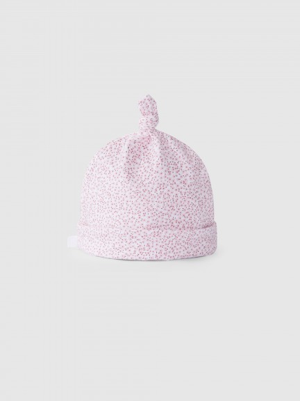Knot patterned hat Knot patterned hat