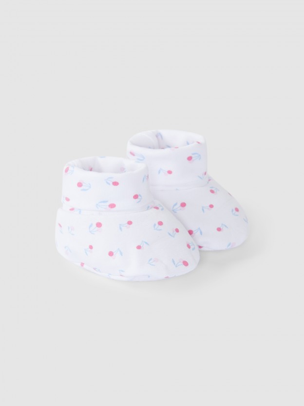 Patterned booties