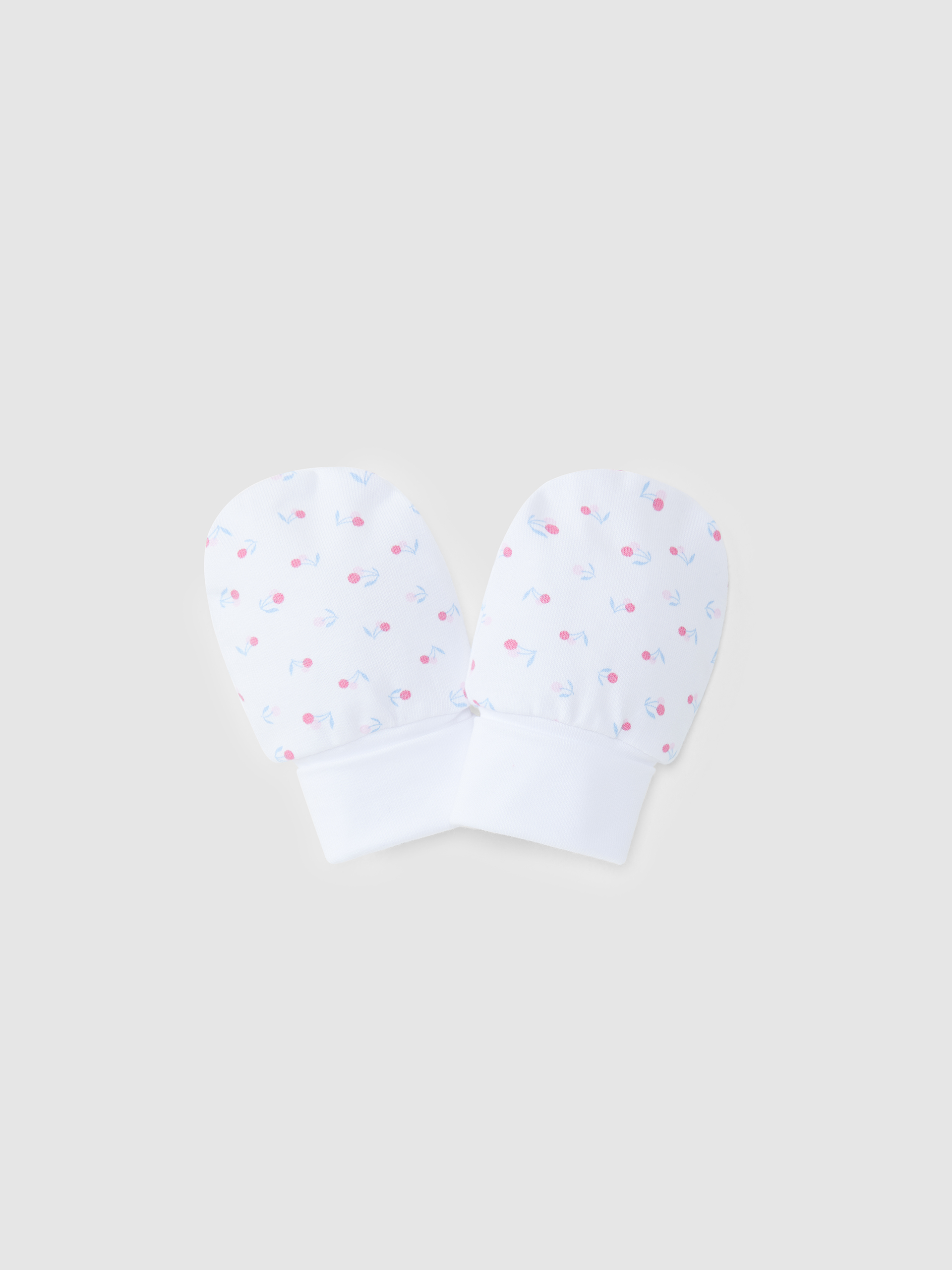 Patterned gloves