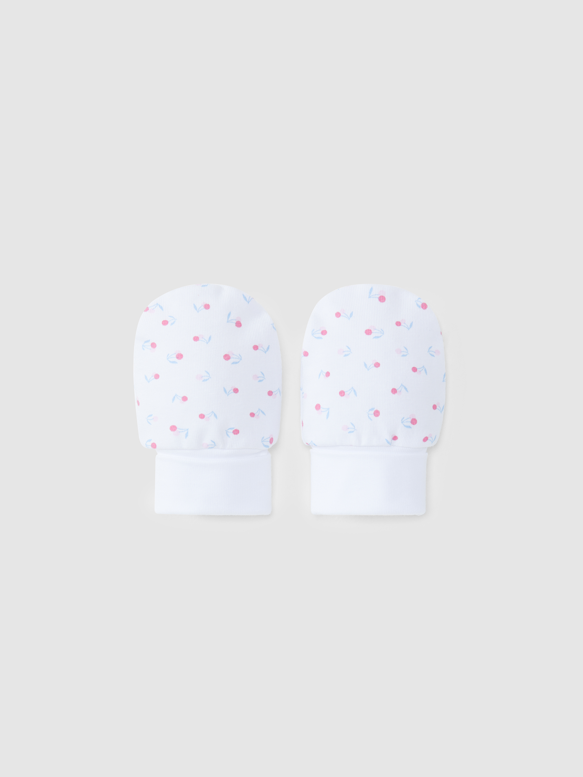 Patterned gloves