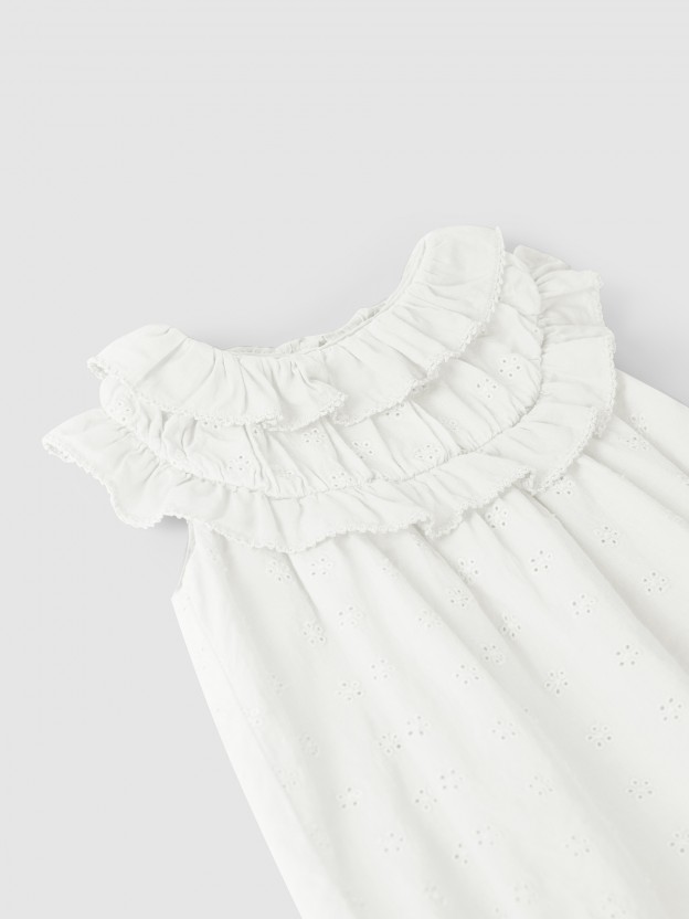 Robe avec broderie Robe avec broderie