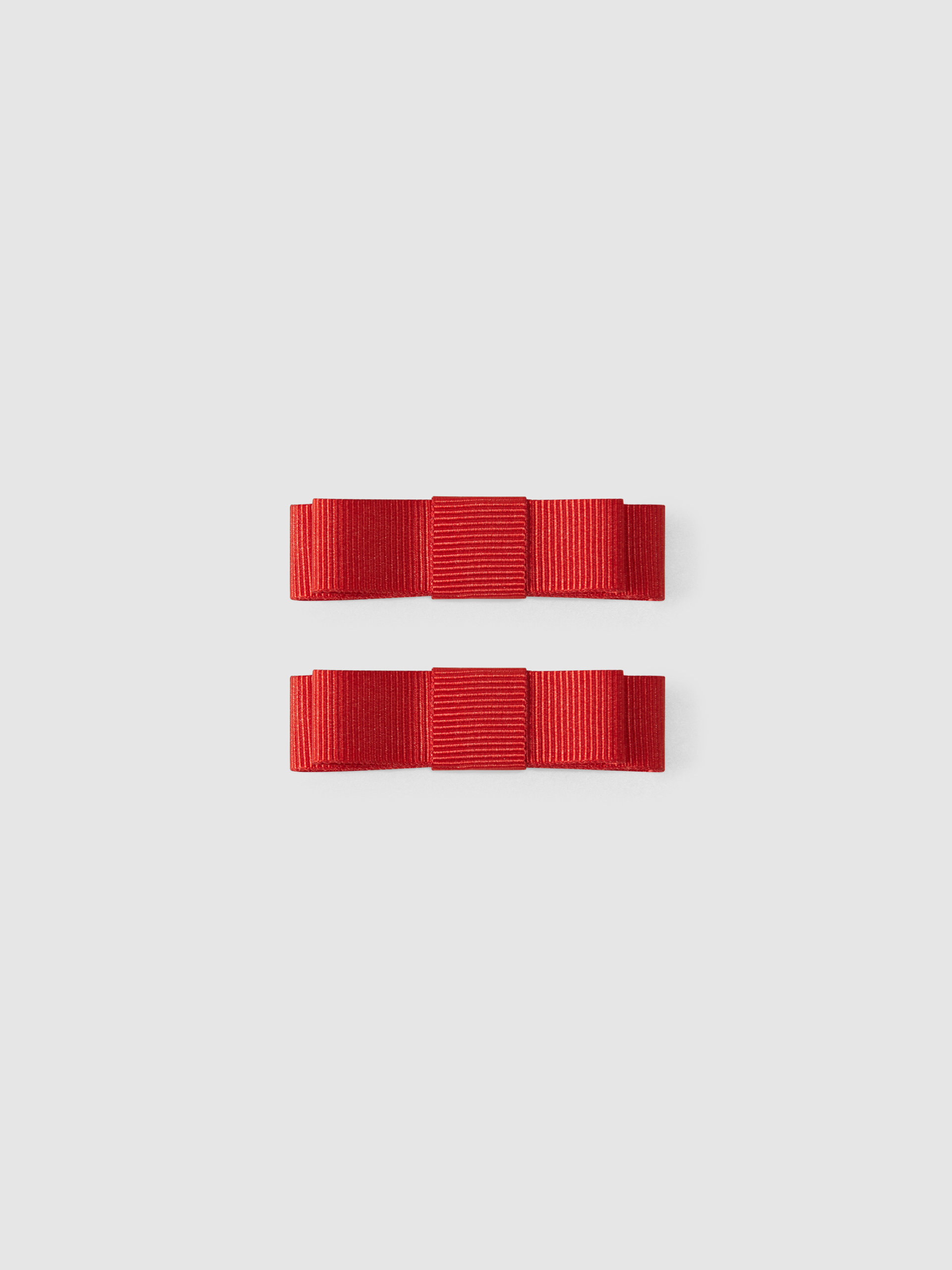Two barrettes set