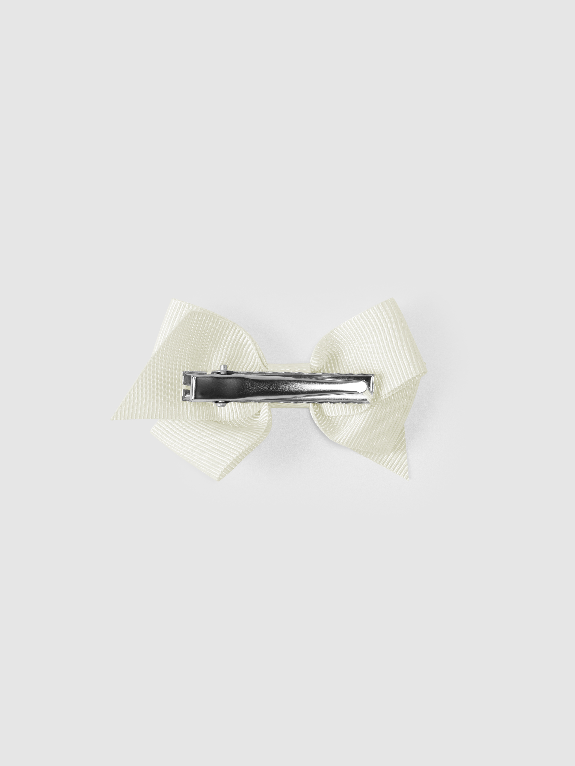 Small bow clip
