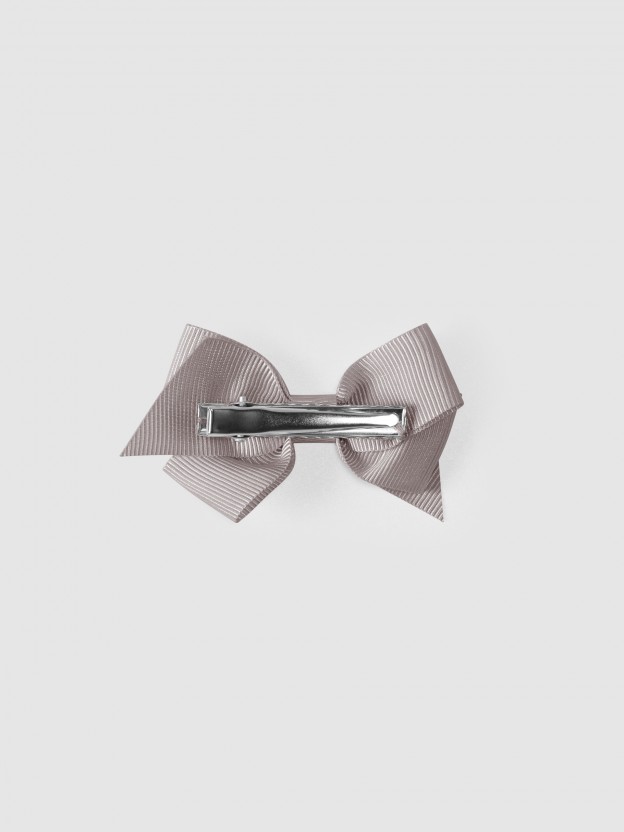 Small bow clip Small bow clip