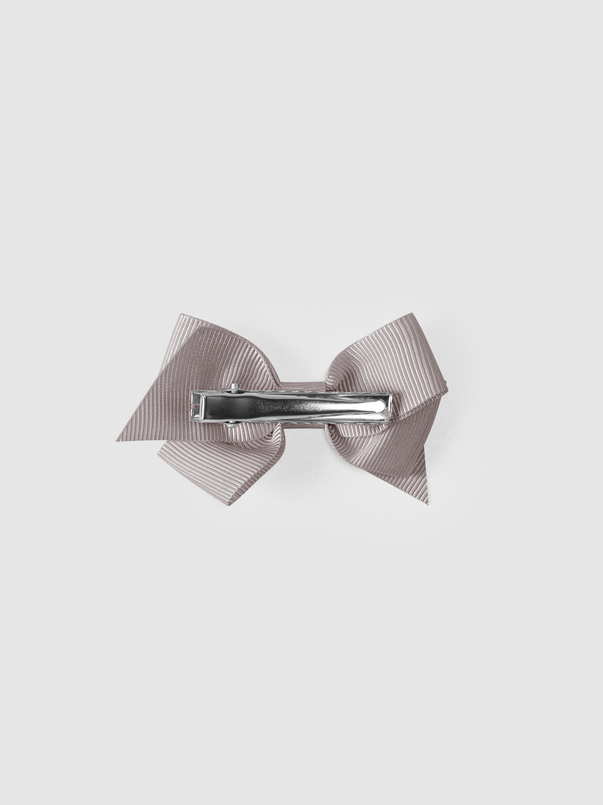 Small bow clip