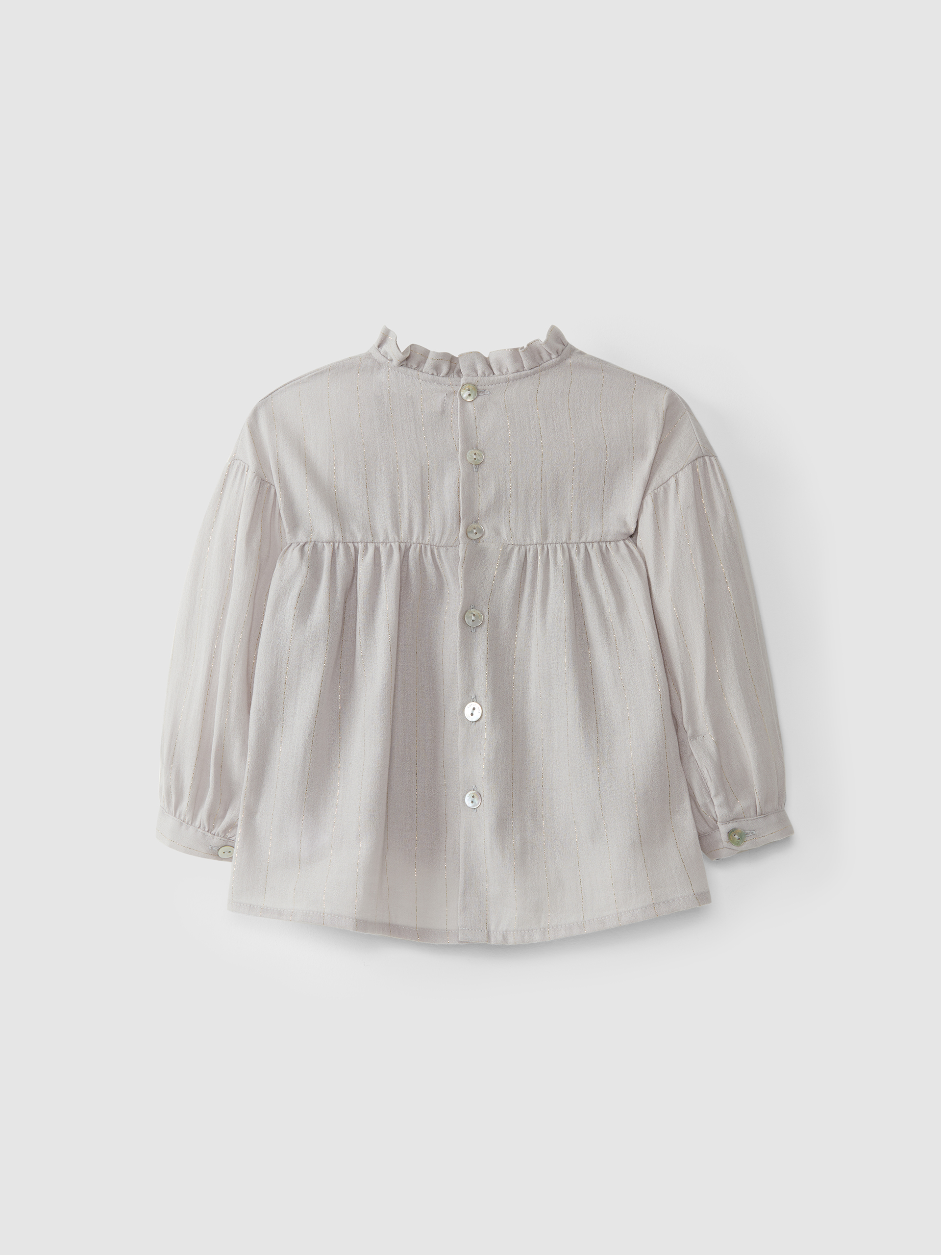 Blusa con detalle de volantes