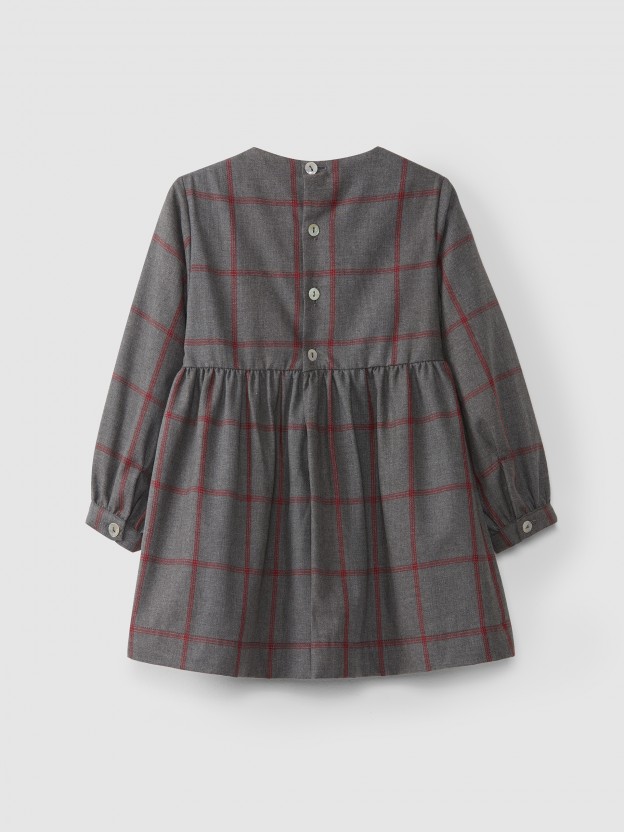 Plaid dress with smocked embroidery Plaid dress with smocked embroidery