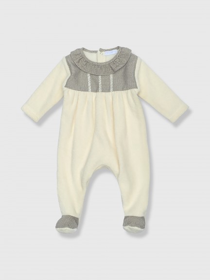 Terrycloth babygrow with ruffled collar Terrycloth babygrow with ruffled collar