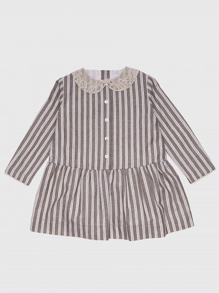 Vestido cintura descida com renda