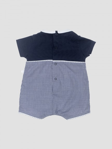 Two-in-one gingham print outfit Two-in-one gingham print outfit