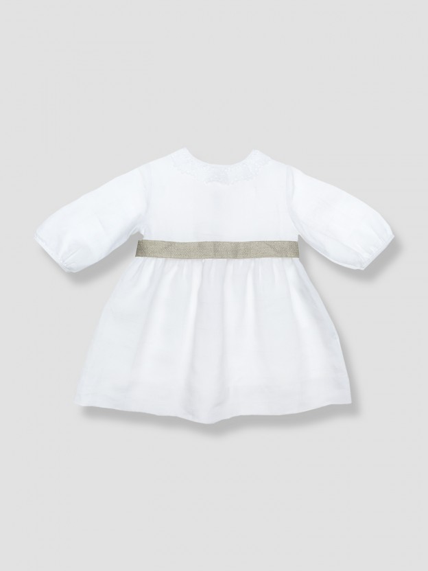 Linen dress with lace collar