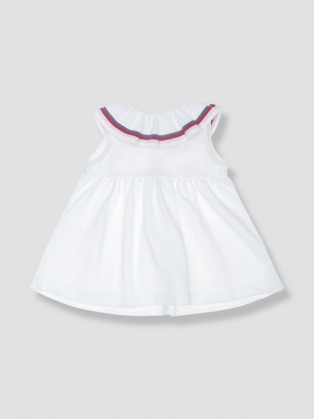 Vestido piqu� com gola de folho