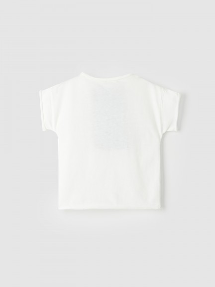 Cotton t-shirt with neckline detail Cotton t-shirt with neckline detail