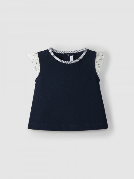 Pique top ruffled on shoulders Pique top ruffled on shoulders
