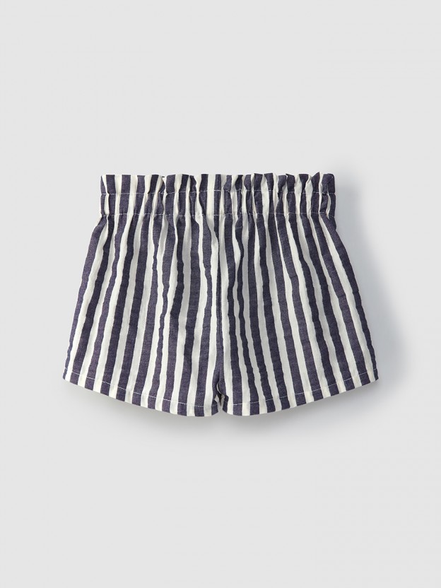 Shorts seersucker a rayas con cintur�n