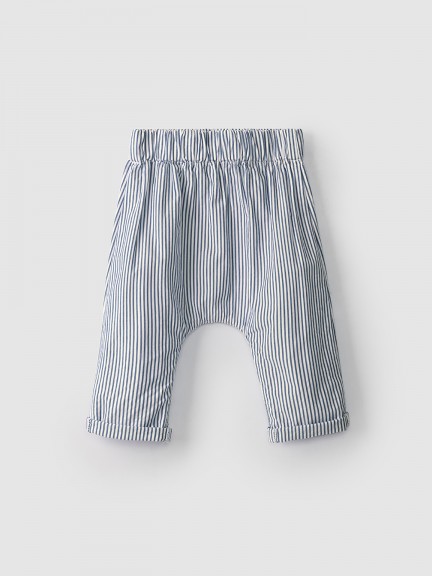 Pantalón efecto seersucker Pantalón efecto seersucker