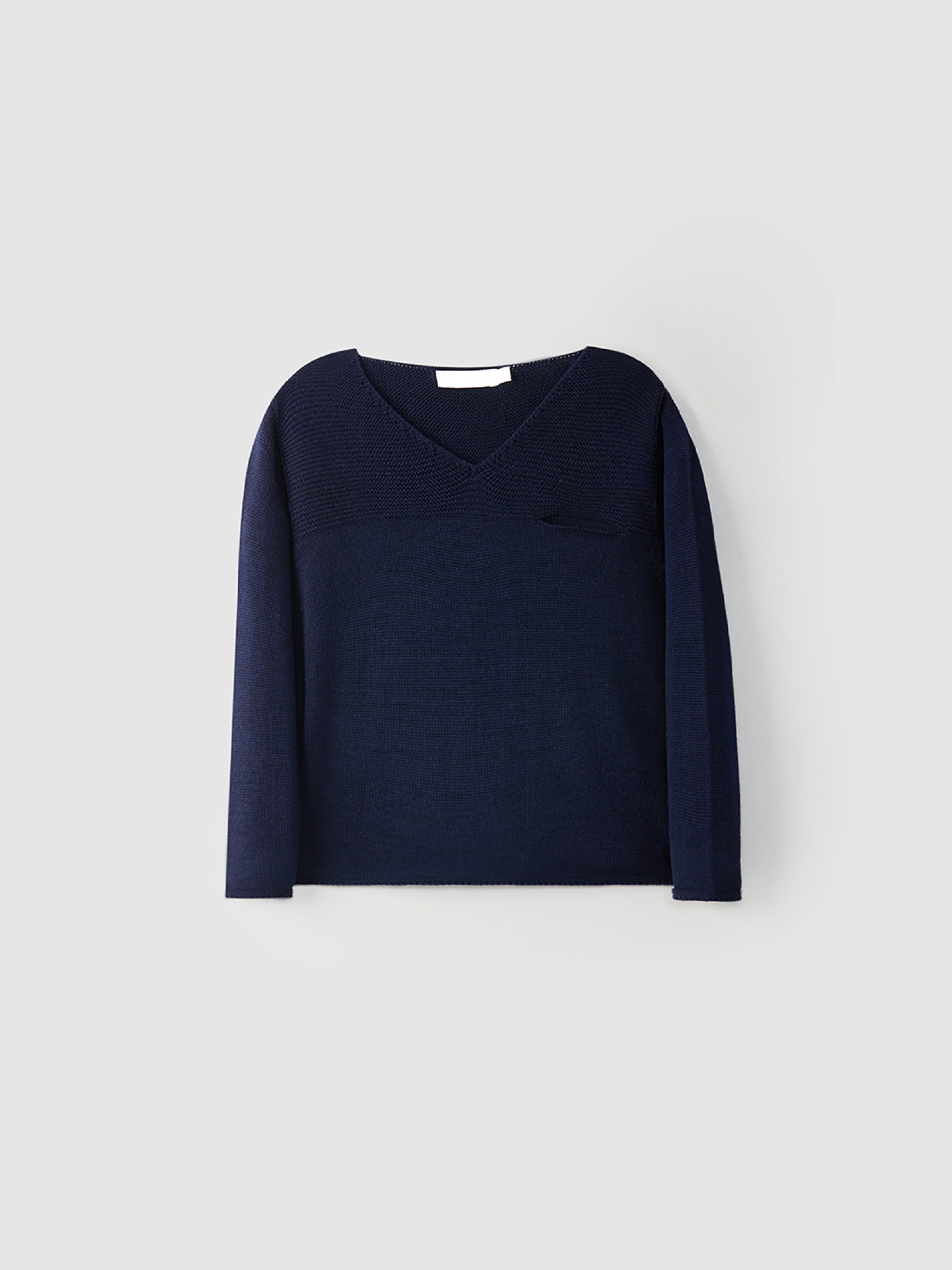 Knitted pullover