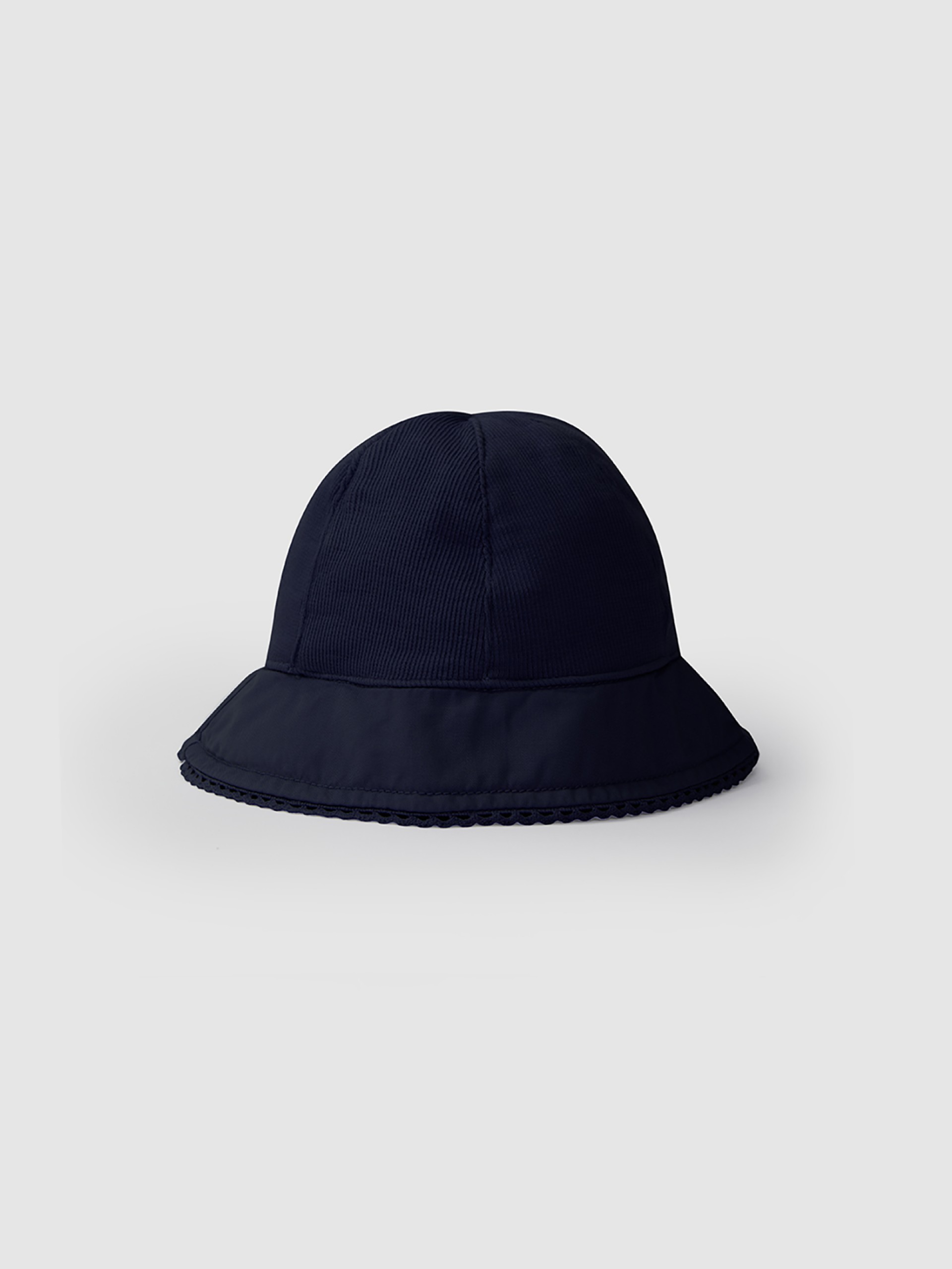 Woven hat and ribbed cotton with lace