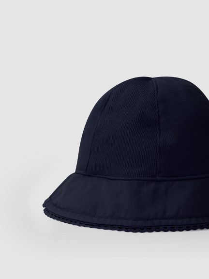 Woven hat and ribbed cotton with lace Woven hat and ribbed cotton with lace