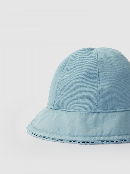 Woven hat and ribbed cotton with lace Woven hat and ribbed cotton with lace