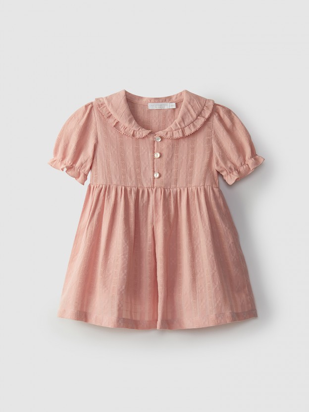 Robe en tissu dentel�