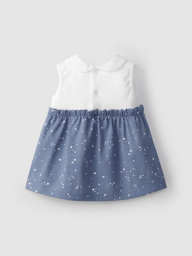 Vestido estrellas y tela acanalado