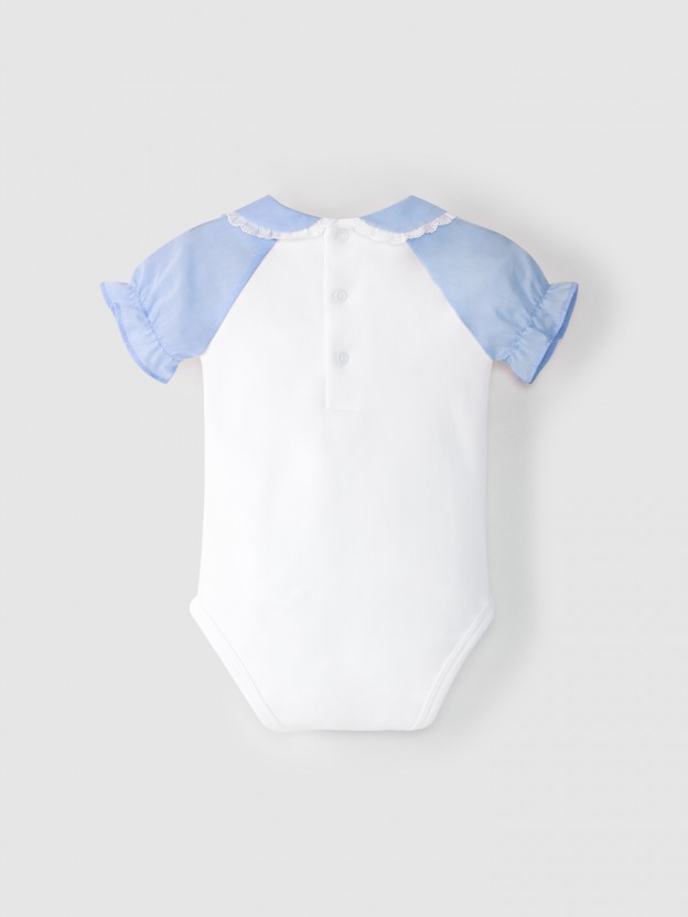 Body with fabric sleeves and baby collar Body with fabric sleeves and baby collar