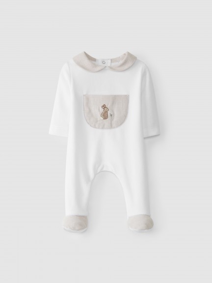 Pijama de terciopelo con bolsillo bordado Pijama de terciopelo con bolsillo bordado