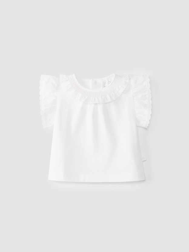 Blouse col � volant et broderie de smocks