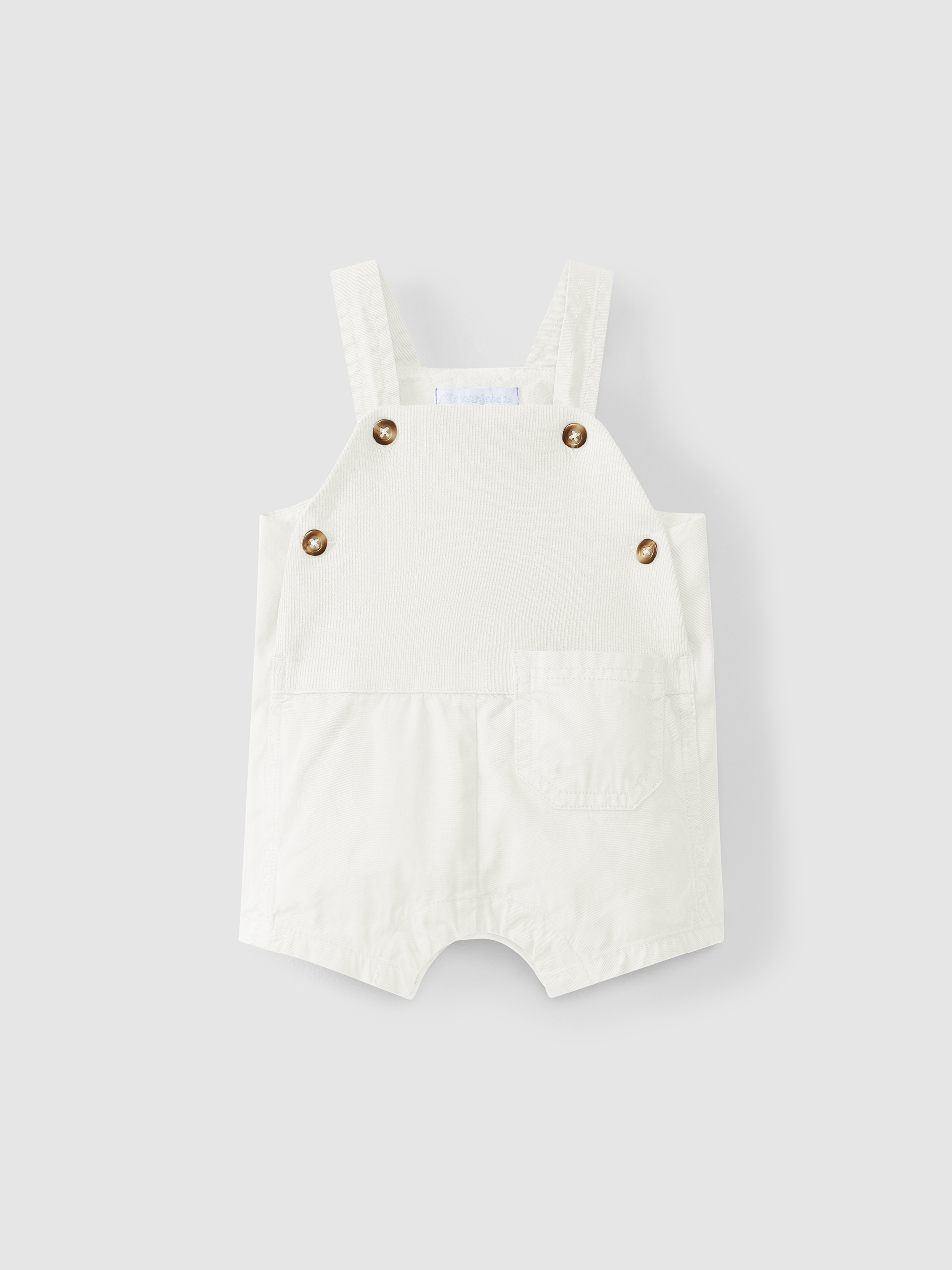 Dungaree shorts with pocket