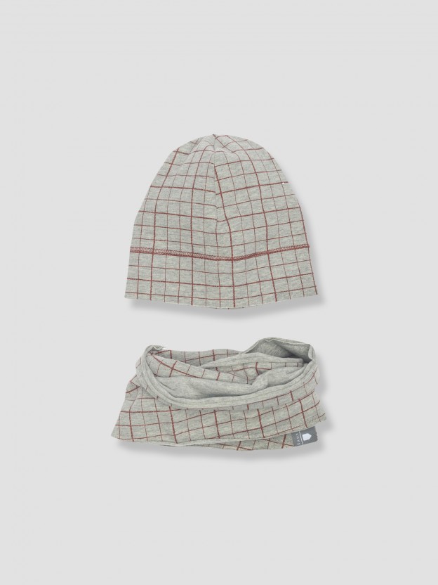 Tattersall hat and bandana bib set Tattersall hat and bandana bib set