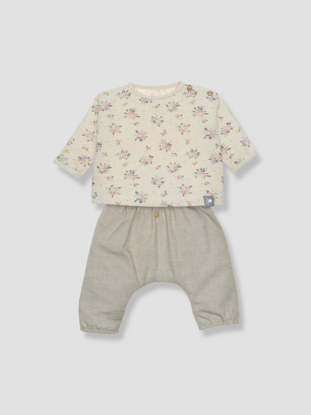 Kit Flores: camiseta y pantal�n