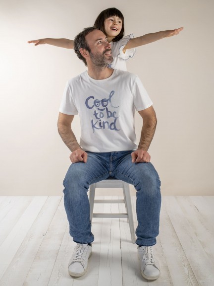 T-shirt "Cool to be kind" Father s Day T-shirt "Cool to be kind" Father s Day