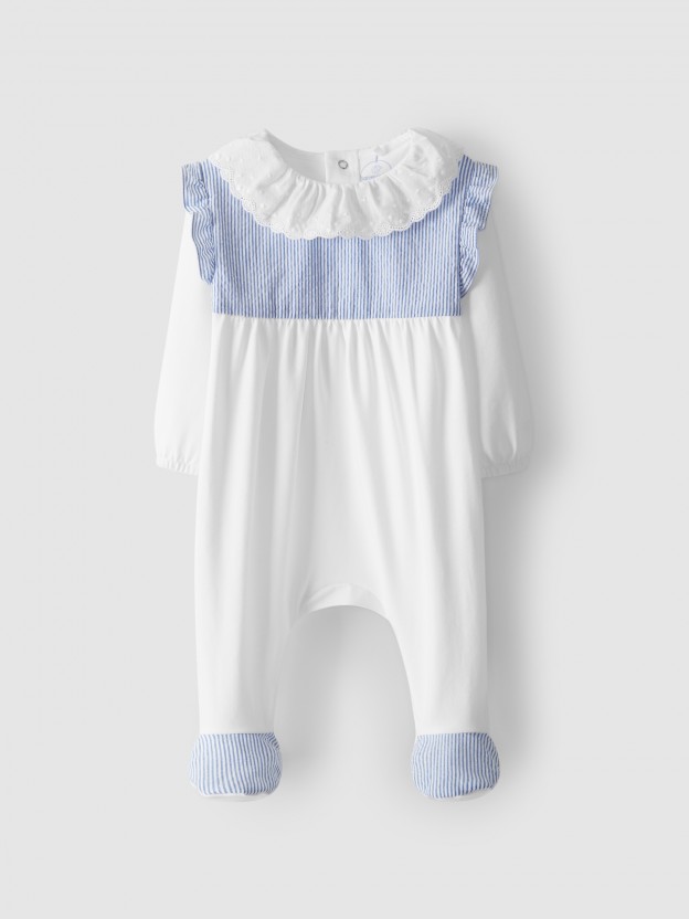 Pijama con cuello de volantes Pijama con cuello de volantes