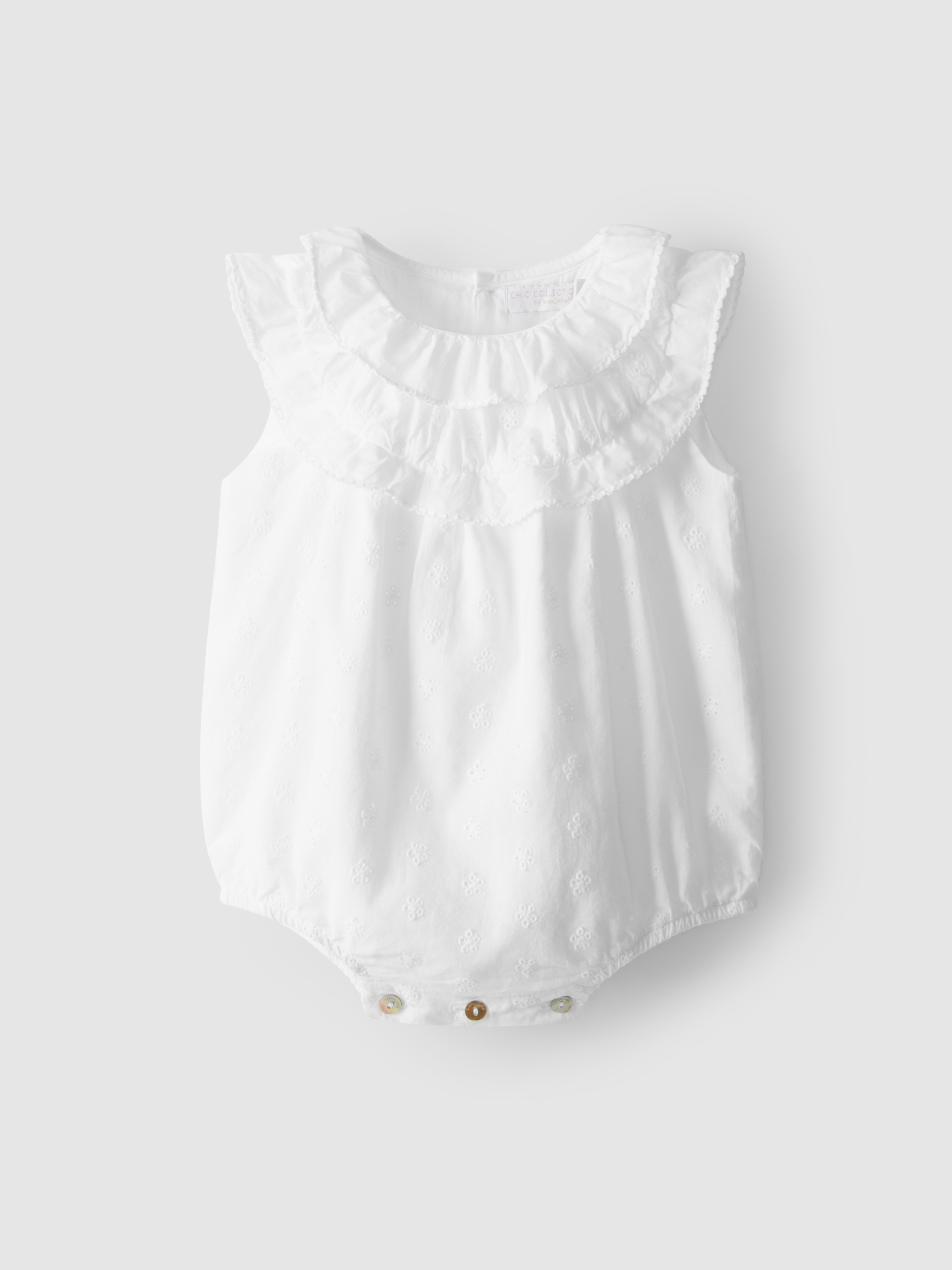 Shortie with embroidery