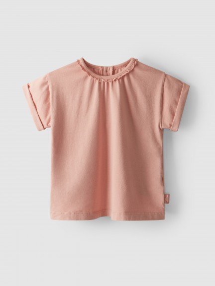 Camiseta con detalle de volantes