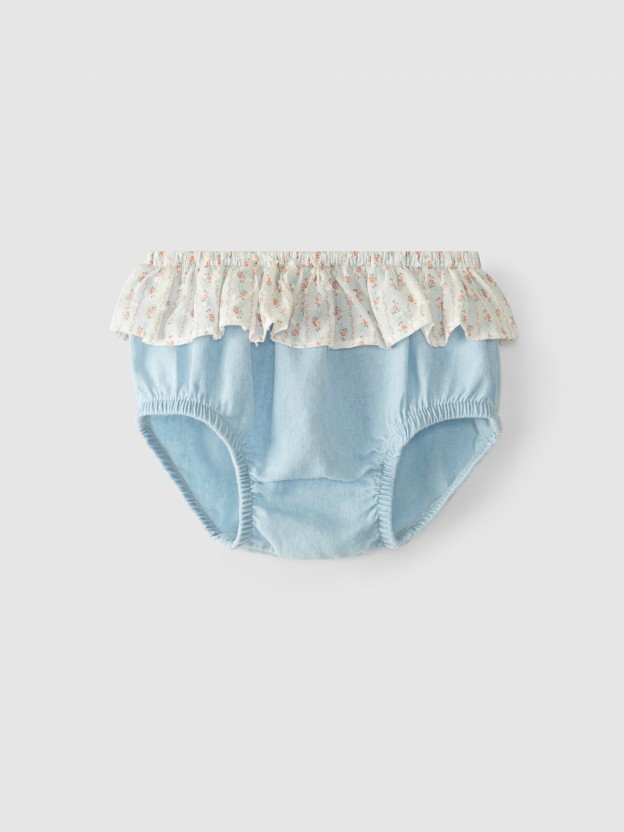 Pantalones cortos con volantes