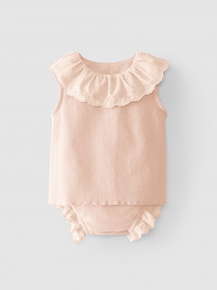 Kit blusa e cales com folho bordado