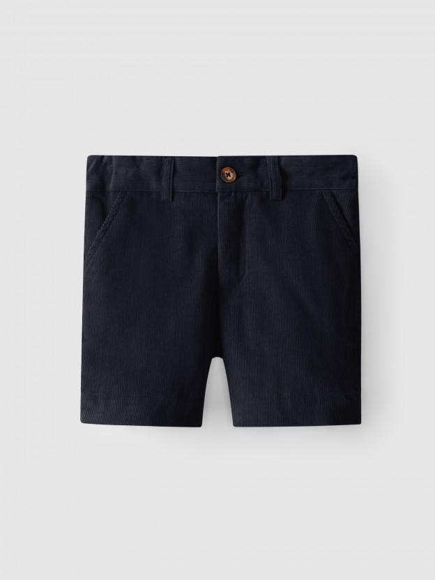 Short en pana fina Short en pana fina