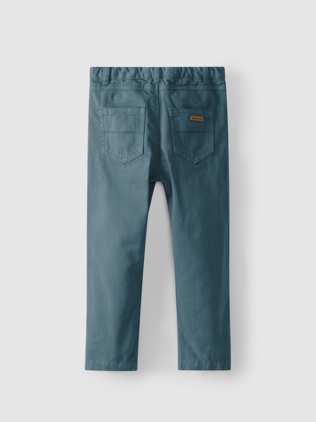 Pantalones sarga cuatro bolsillos