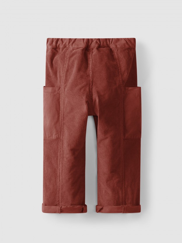 Pantalones pull-up con bolsillos laterales